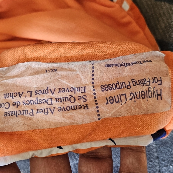 Swimsuit - Picture 4 of 6